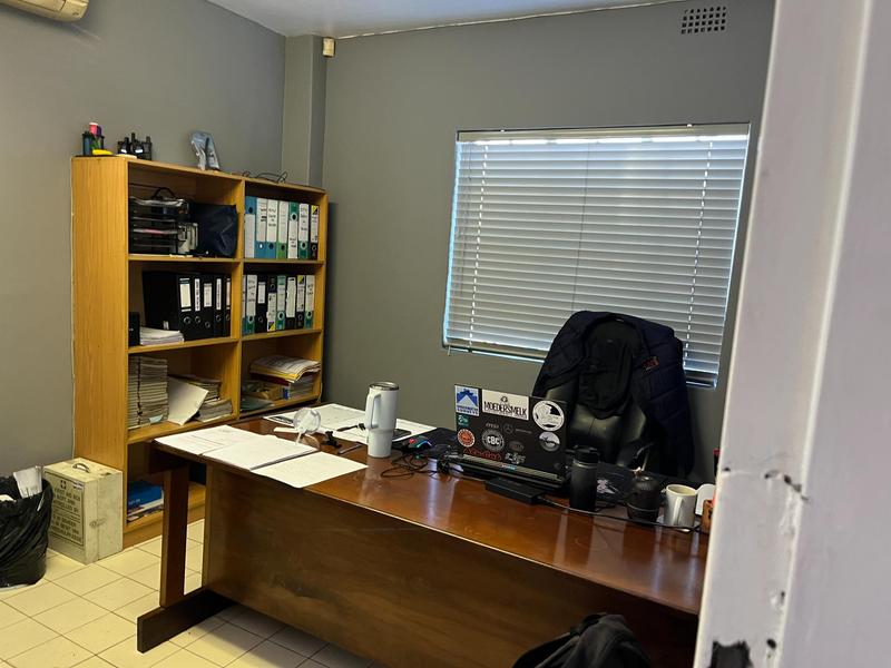 To Let Commercial Property for Rent in Montague Gardens Western Cape